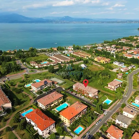 Giove - Piscina E Natura A Sirmione