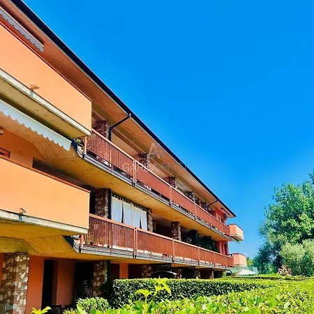 Appartement Tito Speri 2p Sirmione